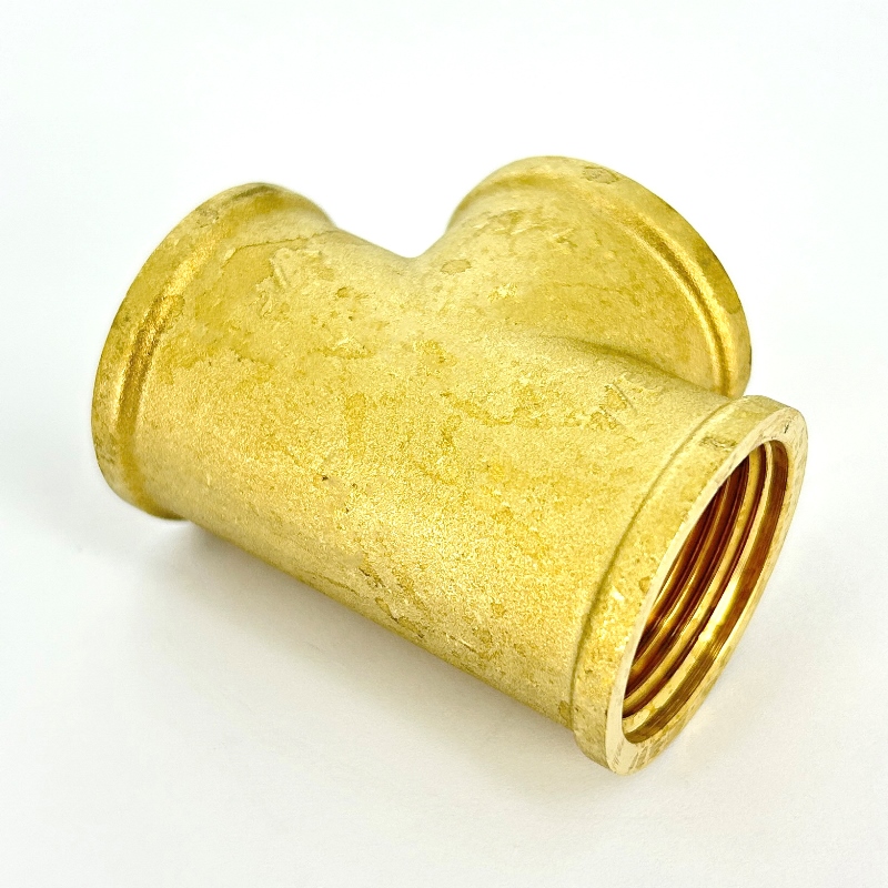 Тройник В 3/4" латунь Тройник В 3/4" латунь