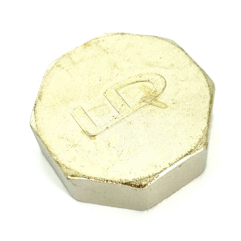 Заглушка В 1 1/2" никелированная Заглушка В 1 1/2" никелированная
