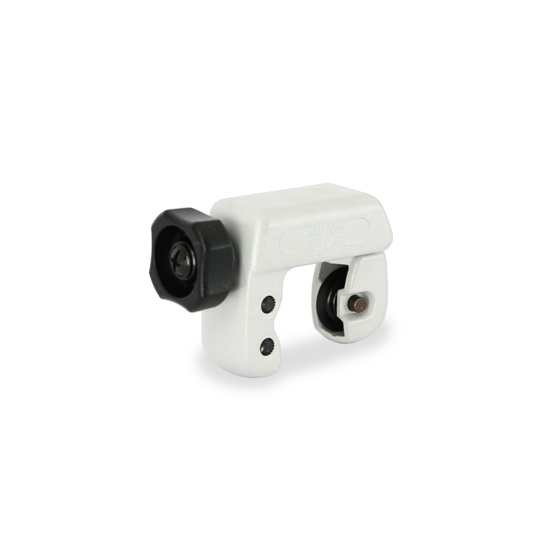 Ручной труборез Zenten для нержавеющих труб до 1.1/8" (до 30мм) Ручной труборез Zenten для нержавеющих труб до 1.1/8" (до 30мм)