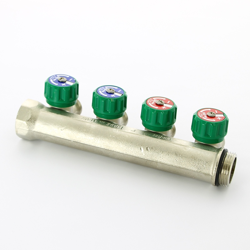 Коллектор НВ 1" х 4 вых 3/4" ЕК, вых 90', 50 мм, с вентилями, никель Коллектор НВ 1" х 4 вых 3/4" ЕК, вых 90', 50 мм, с вентилями, никель