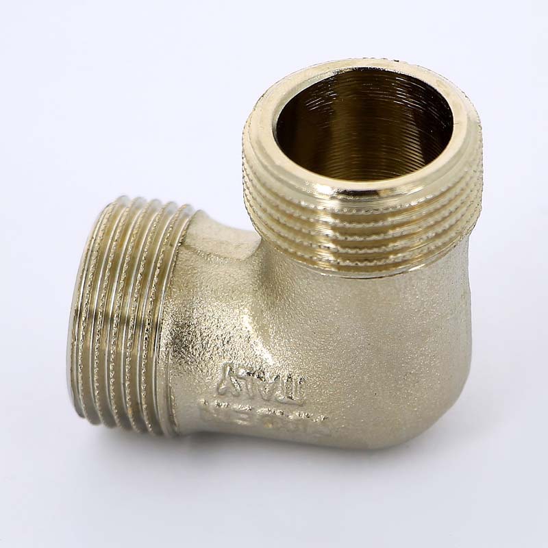 Угол НН 3/4", никелированный Угол НН 3/4", никелированный
