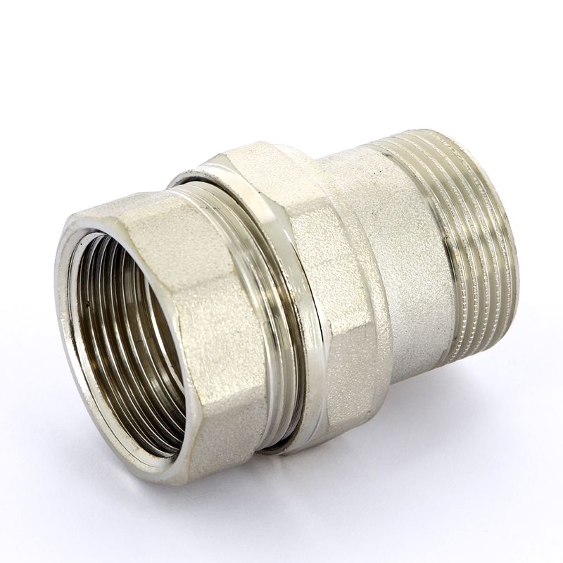 Разъемное соединение прямое НВ 1 1/4" с плоской прокладкой, никелированная латунь Разъемное соединение прямое НВ 1 1/4" с плоской прокладкой, никелированная латунь