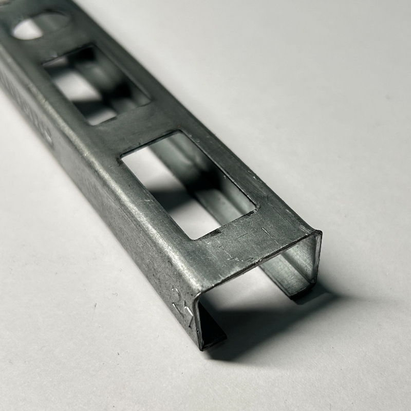 Профиль 27 x 18 х 1,25 х 1200 мм Профиль 27 x 18 х 1,25 х 1200 мм